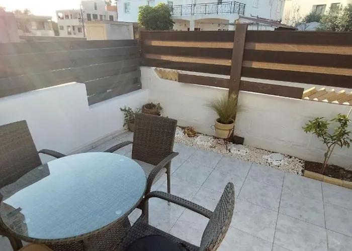 Rhodes Gardens * Paphos