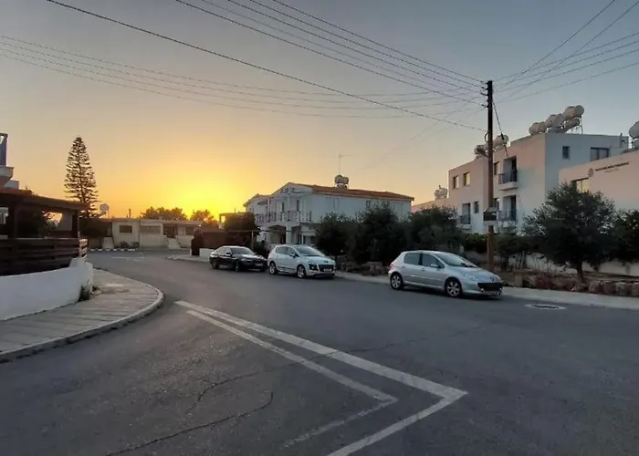 Rhodes Gardens Paphos