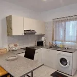 Cozy 1br With Pool Heart Of 아파트 *