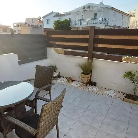 Apartament Rhodes Gardens Pafos